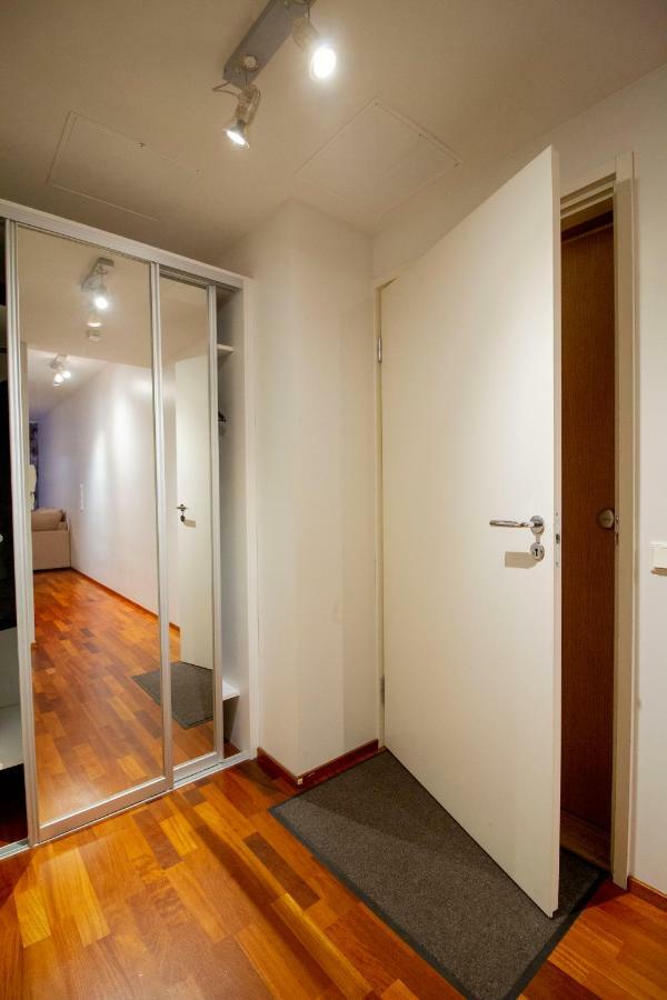 2Ndhomes Luxury Kamppi Center Apartment With Sauna Helsinki Bagian luar foto